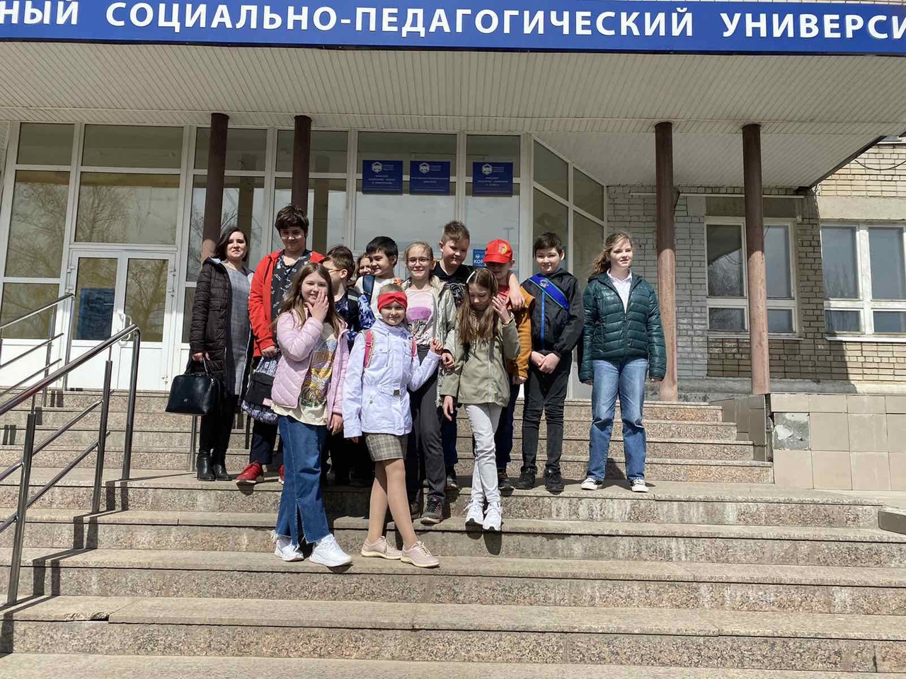 Ученики 5 «А» и 5 «Г» кл. посетили кабинет геологии естественно-географического факультета Самарского государственного социально-педагогического университета.