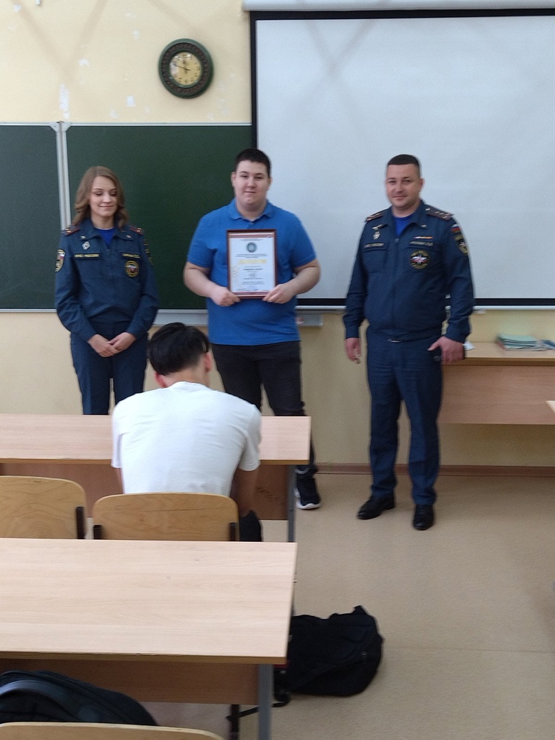 Поздравляем ученика 9 «Б» класса Спиряева Сергея с заслуженной победой! Молодец!