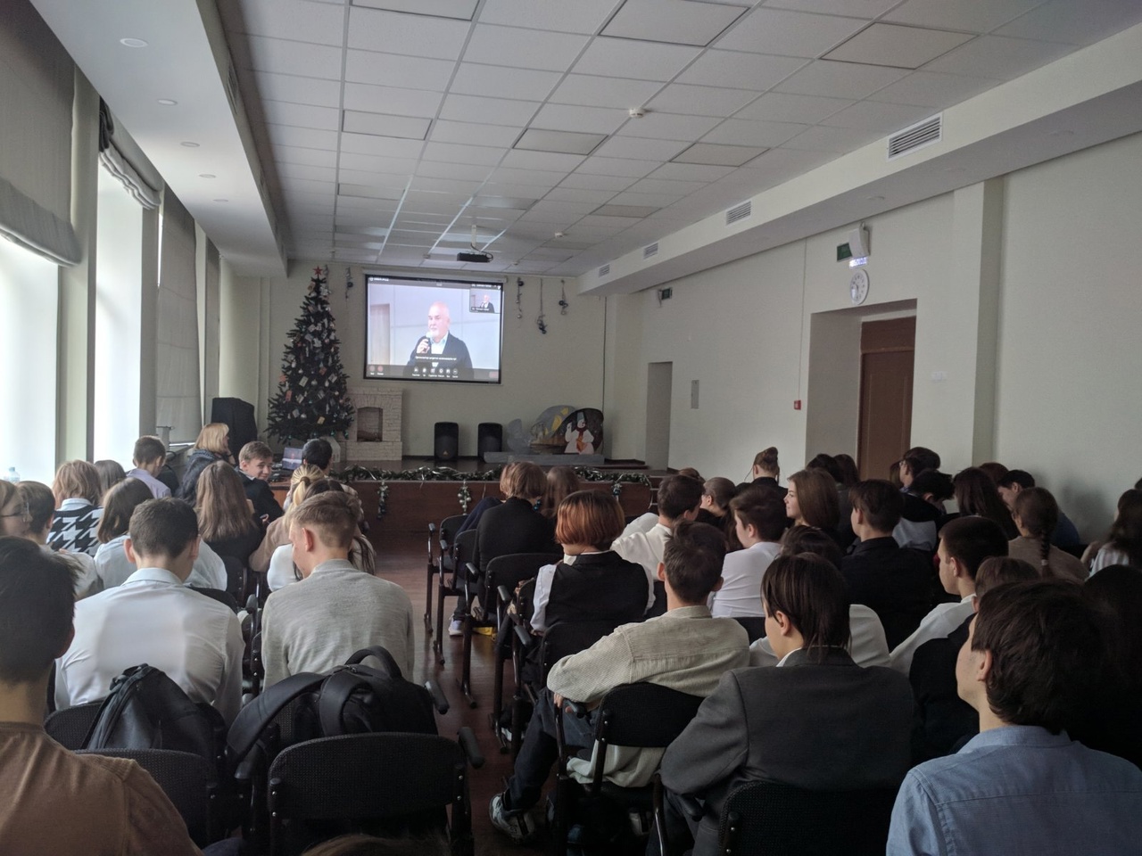 Учащиеся 9-х и 10-х кл. приняли участие во Всероссийском едином уроке «Права человека»