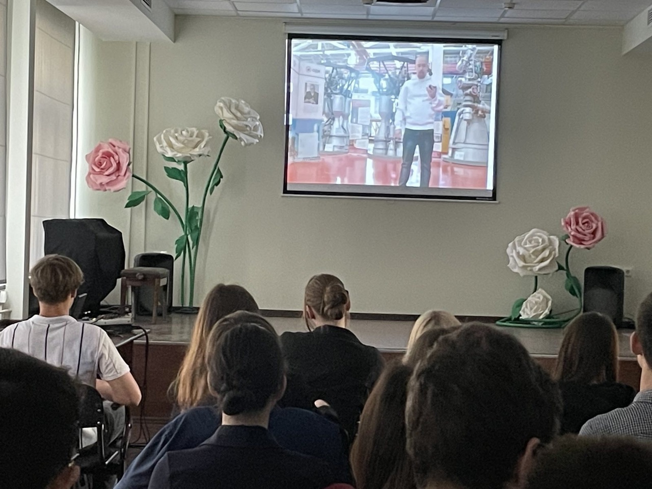В День Космонавтики состоялся открытый урок о работе ПАО «ОДК-Кузнецов»