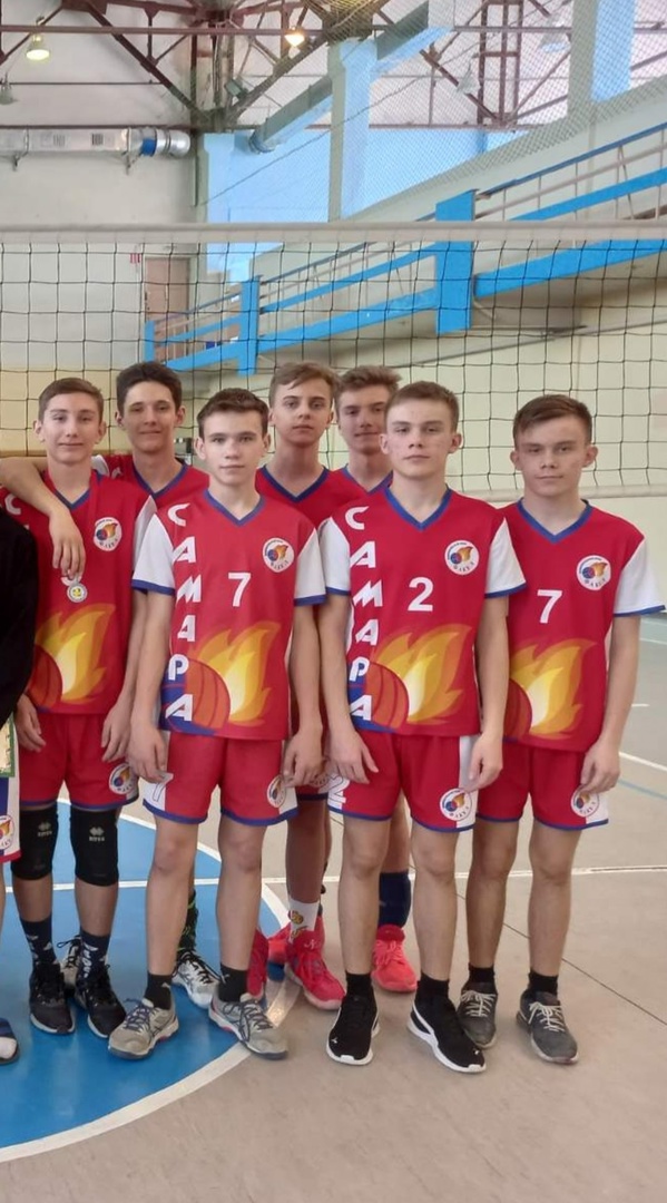 Волейбольная команда «Факел» заняла 2 место в областных соревнованиях в Большой Глушице